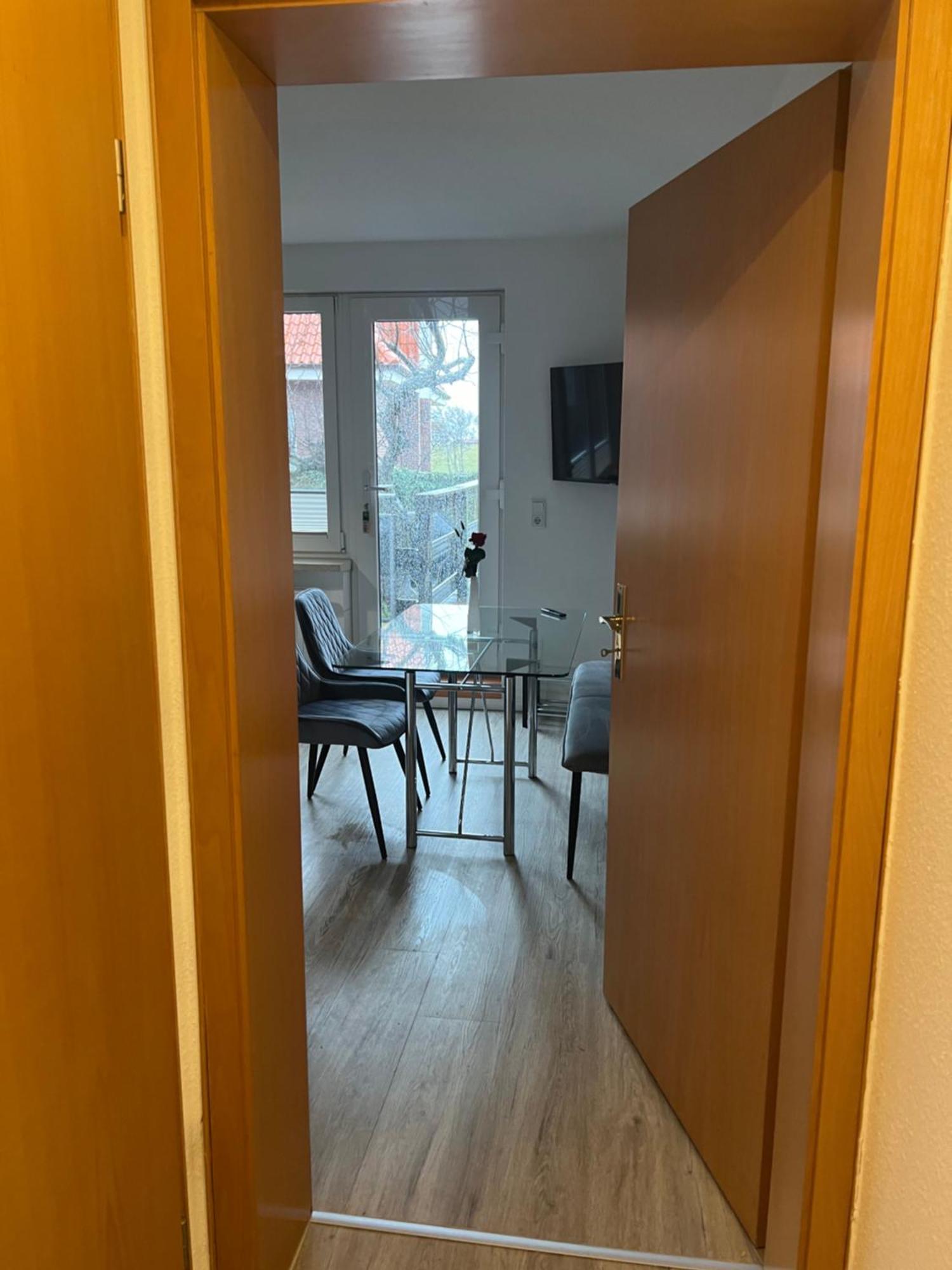Haus Monika Apartment ยูอิสท์ ภายนอก รูปภาพ